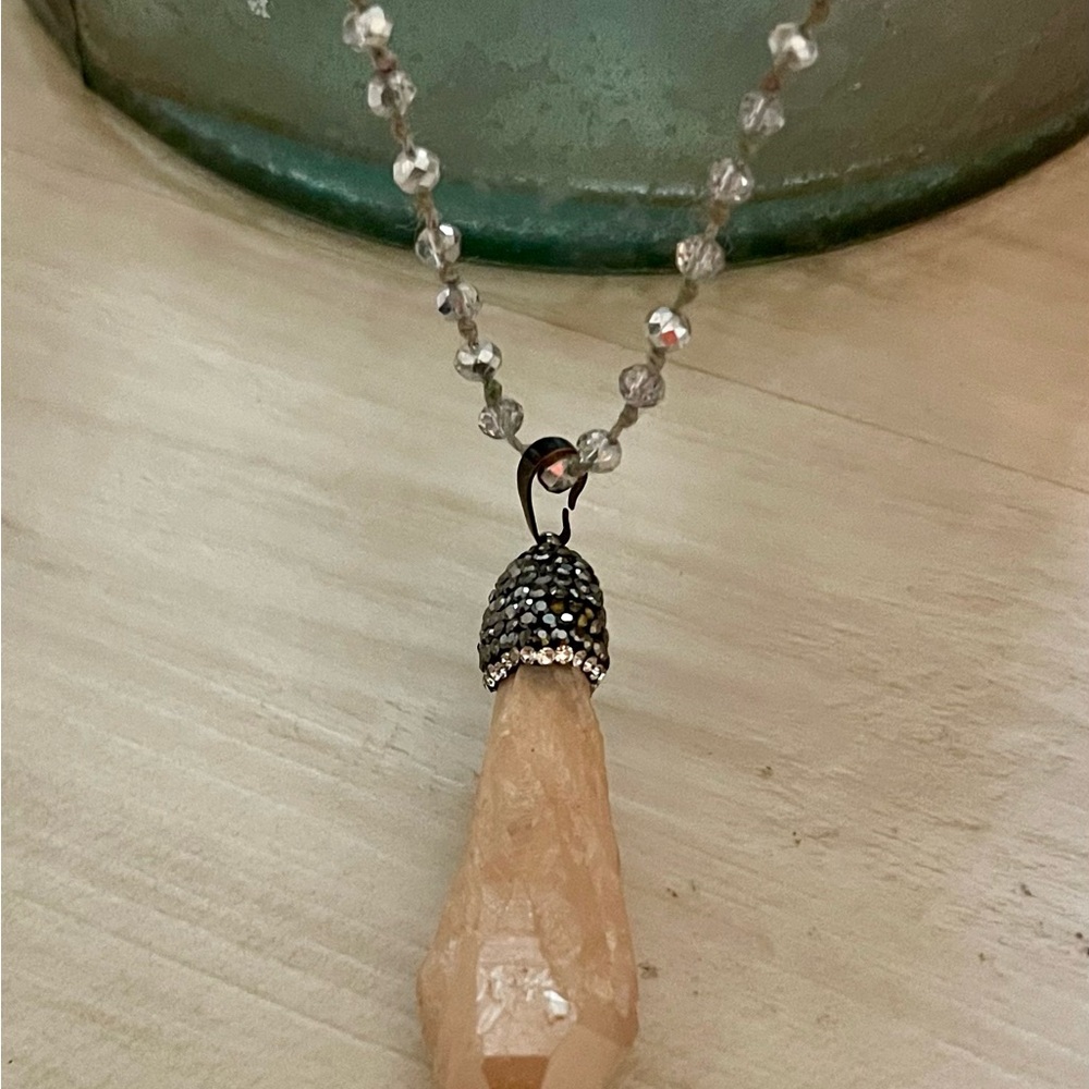 Elegant Crystal Pendant Necklace
